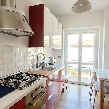 公寓 Comfortable In The Heart Of