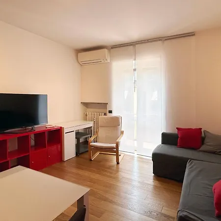 Comfortable In The Heart Of Apartment Lecco